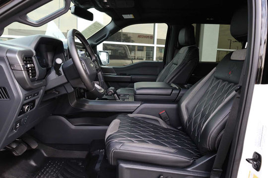 2024 Ford F-150 XLT, photo 4 of 10