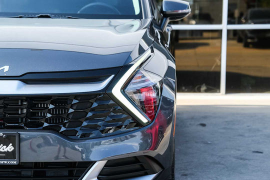 2023 Kia Sportage Hybrid EX, photo 5 of 10