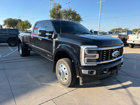 2024 Ford Super Duty F-450 Pickup Platinum, photo 2 of 8