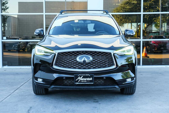 2019 INFINITI QX50 ESSENTIAL, photo 2 of 10