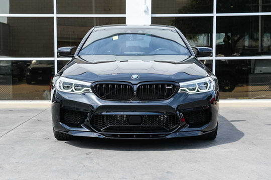 2018 BMW M5 Sedan, photo 2 of 10